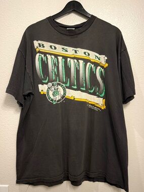 90s Boston Celtics Vintage Starter NBA Basketball Graphic Tee XL 23x28